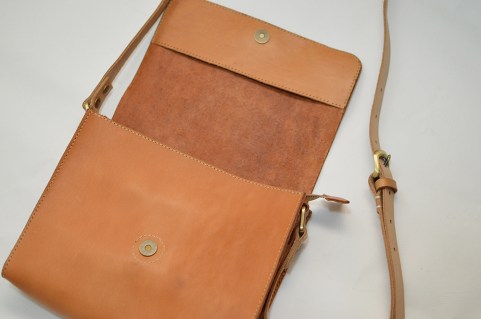 褐橘色側背包3