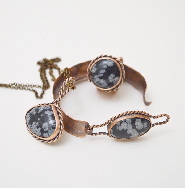 SnowflakeObsidianCollect_1_s